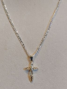925 Sterling Silver Crucifix Cross Pendant And  Necklace Figaro Chain 18"